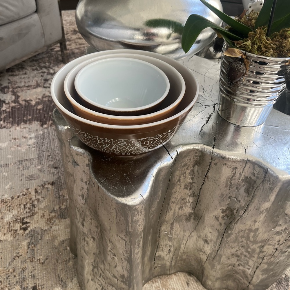 Vintage Pyrexx woodland, brown and tan three-piece bowl set 1978